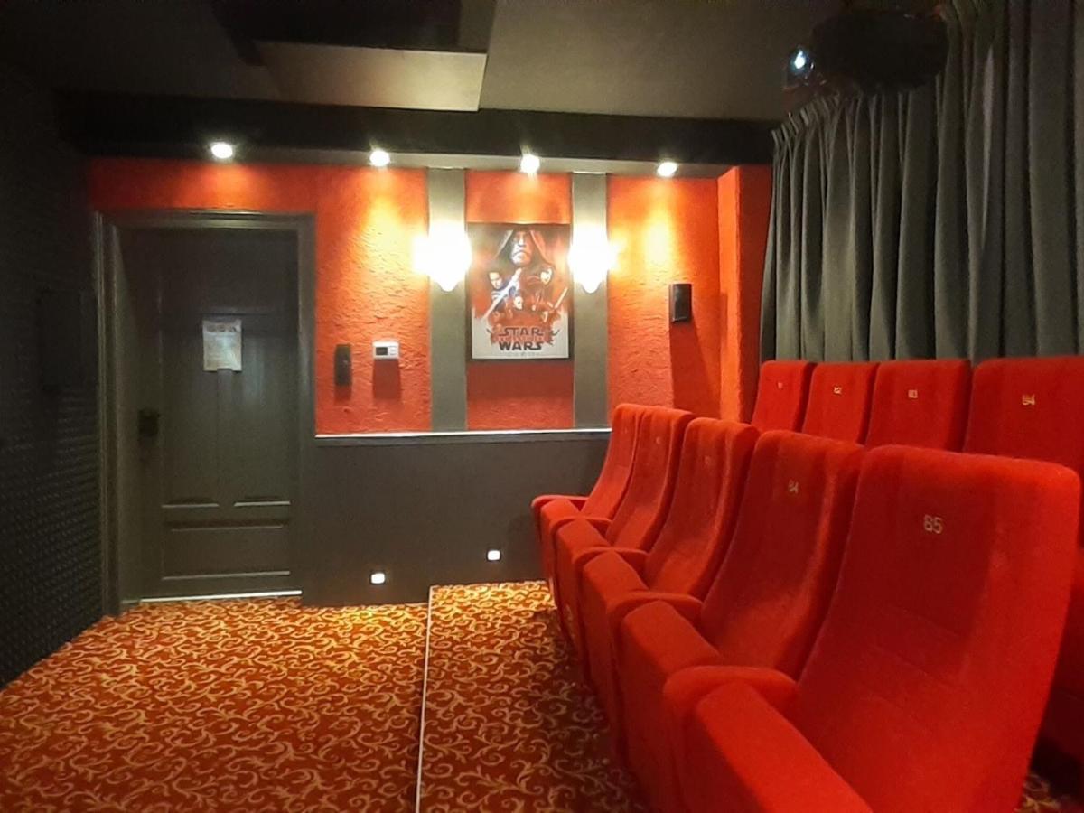 Heritage Villa With Home Cinema Sauna Treuen Zewnętrze zdjęcie